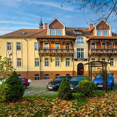Willa Diament Kudowa-Zdrój Kültér fotó